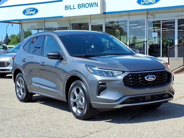 2024 Ford Escape ST-Line — photo 1 of 26