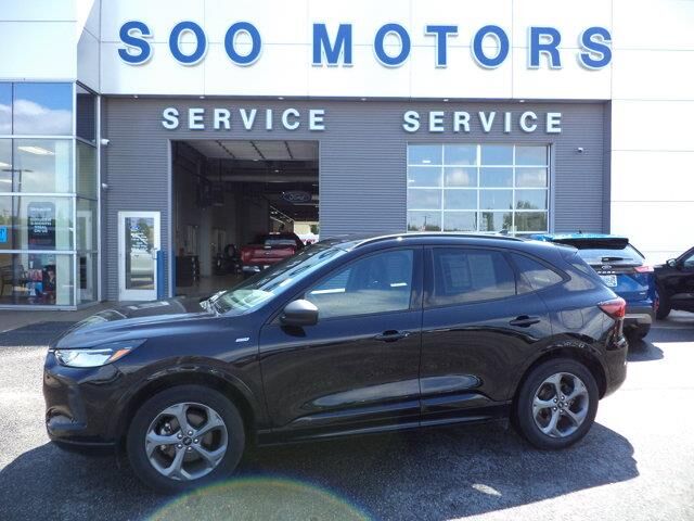 2024 Ford Escape ST-Line — photo 1 of 24