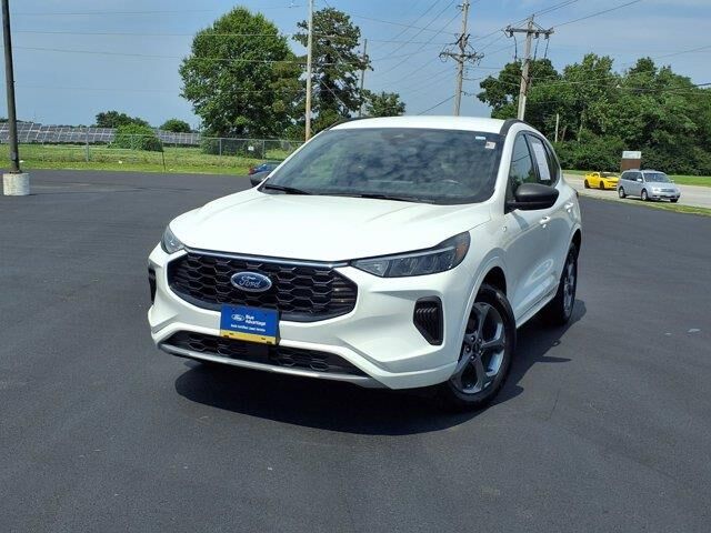 2023 Ford Escape ST-Line — photo 1 of 26