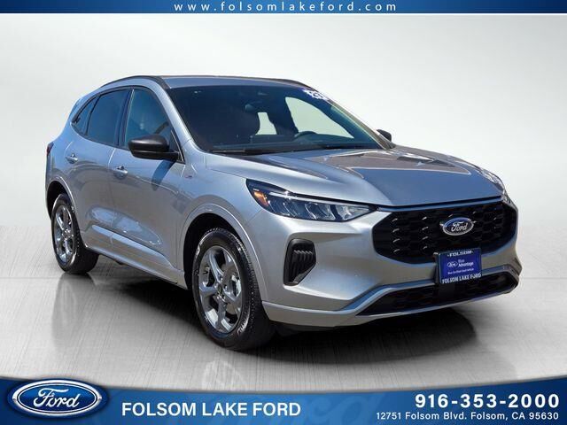2023 Ford Escape ST-Line — photo 1 of 24