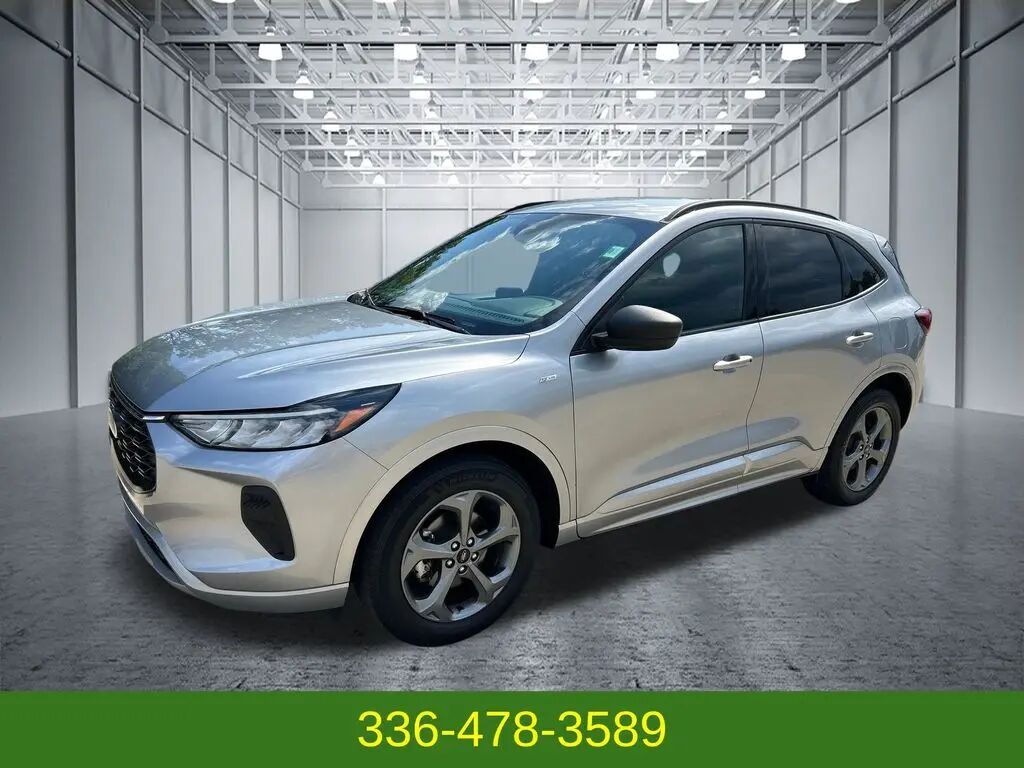 2024 Ford Escape ST-Line — photo 1 of 39