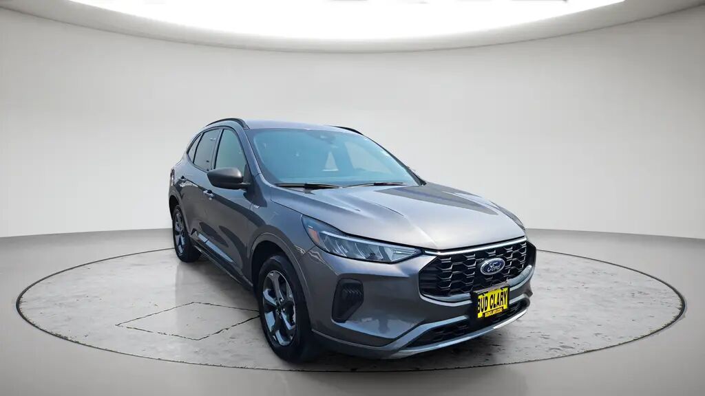 2024 Ford Escape ST-Line — photo 1 of 26