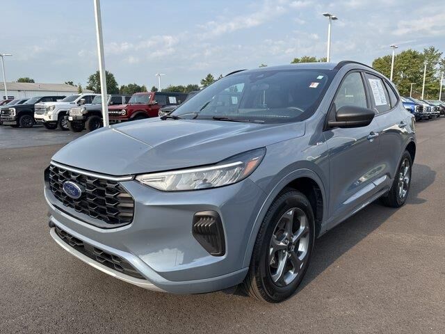 2024 Ford Escape ST-Line — photo 1 of 26