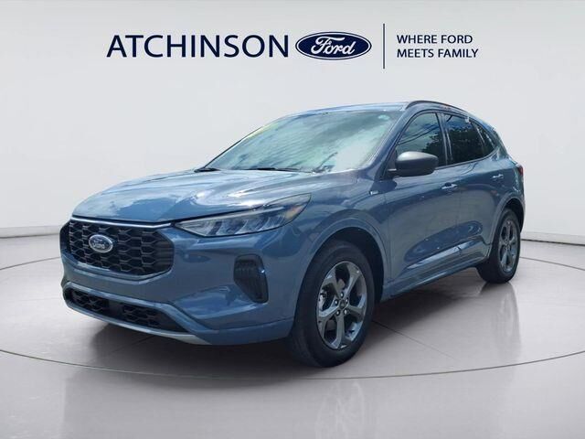 2024 Ford Escape ST-Line — photo 1 of 13