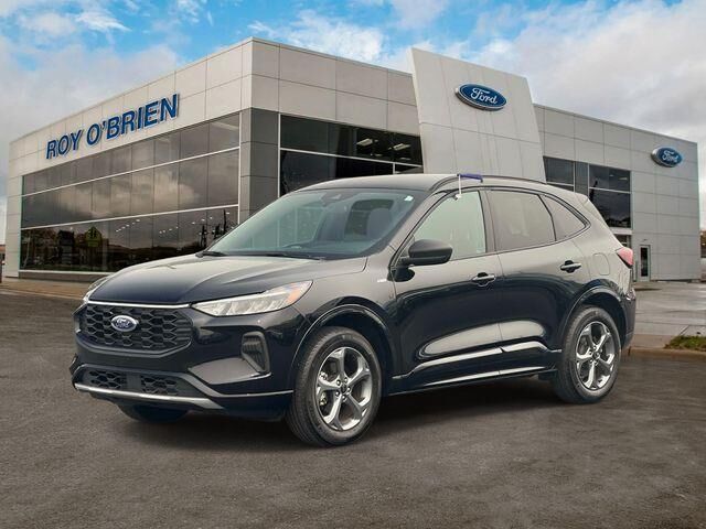 2024 Ford Escape ST-Line — photo 1 of 13