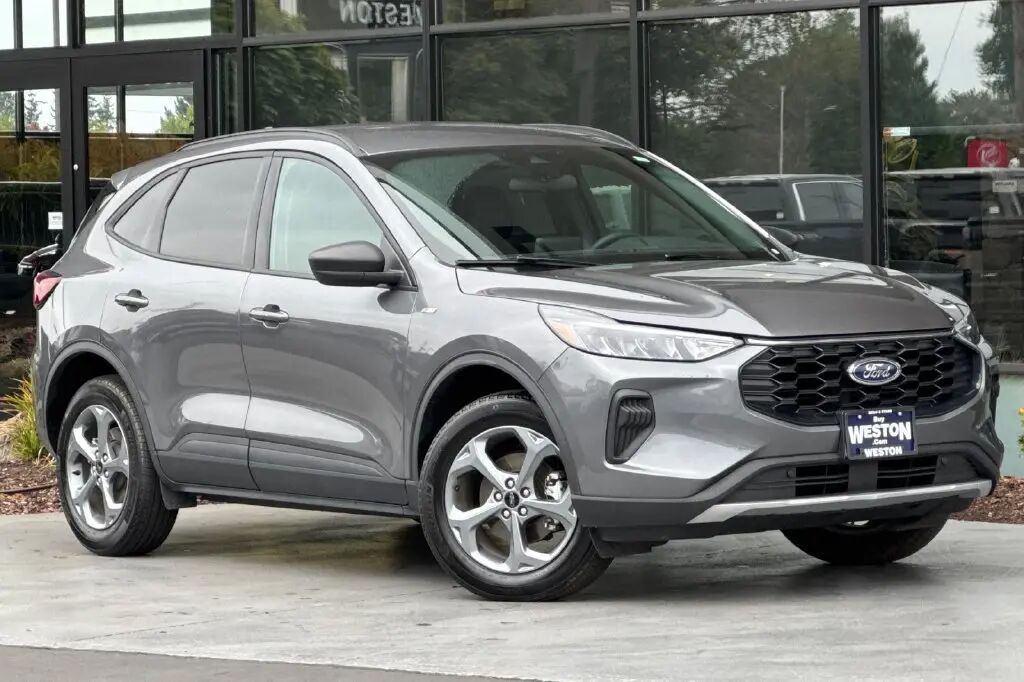 2025 Ford Escape ST-Line — photo 1 of 13