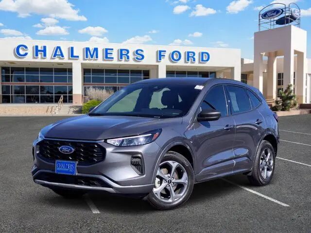 2023 Ford Escape ST-Line — photo 1 of 19