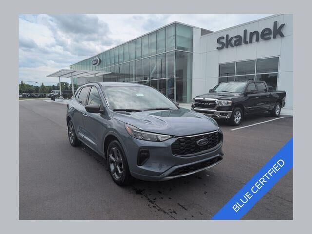 2024 Ford Escape ST-Line — photo 1 of 26