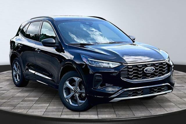 2024 Ford Escape ST-Line — photo 1 of 13