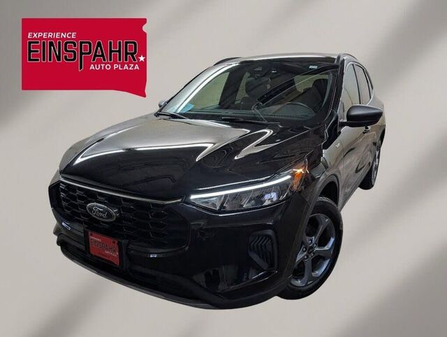 2025 Ford Escape ST-Line — photo 1 of 1