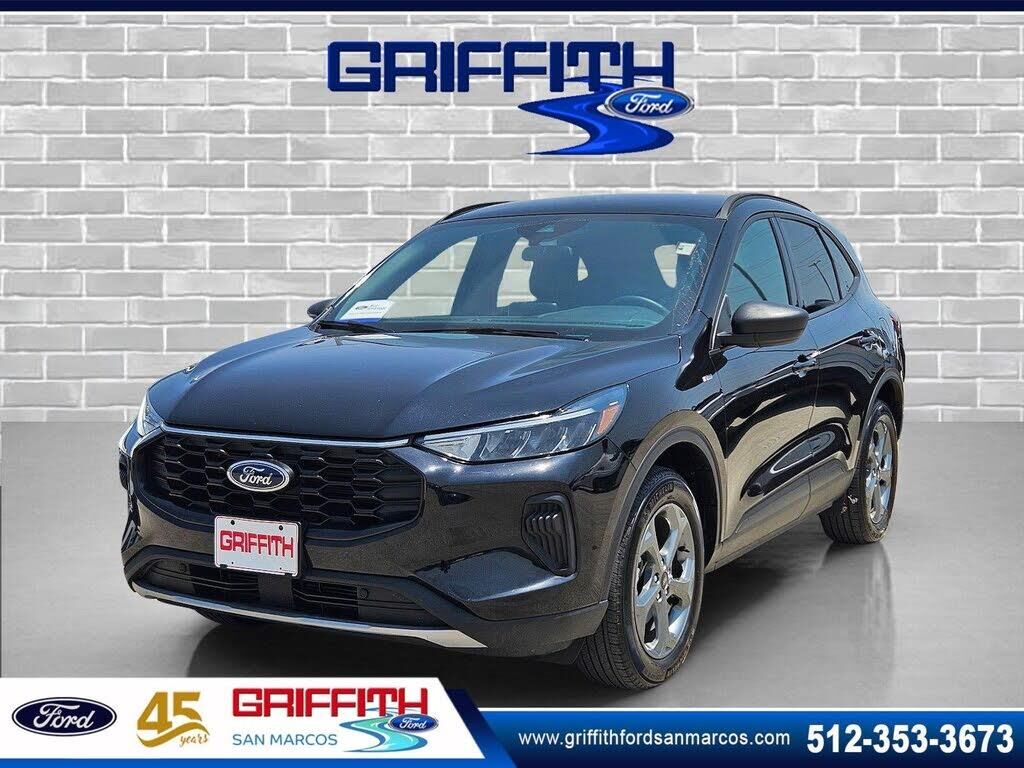 2025 Ford Escape ST-Line — photo 1 of 1