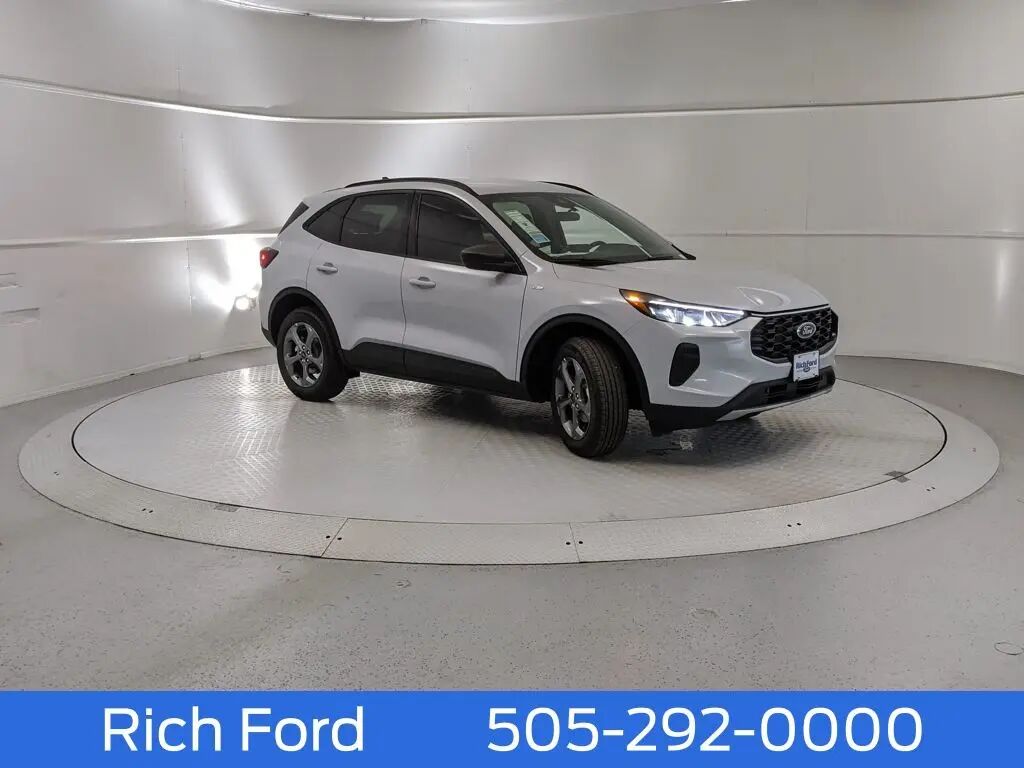 2025 Ford Escape ST-Line — photo 1 of 26