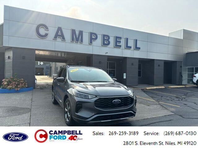 2023 Ford Escape ST-Line — photo 1 of 26