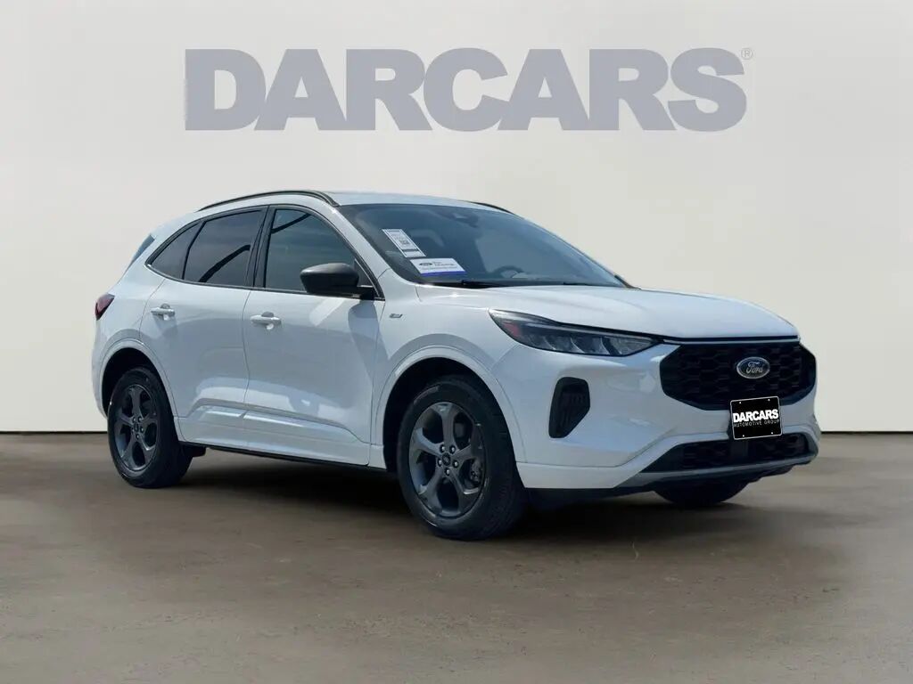 2023 Ford Escape ST-Line — photo 1 of 13