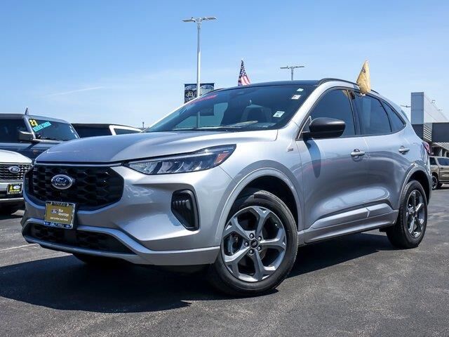 2024 Ford Escape ST-Line — photo 1 of 13