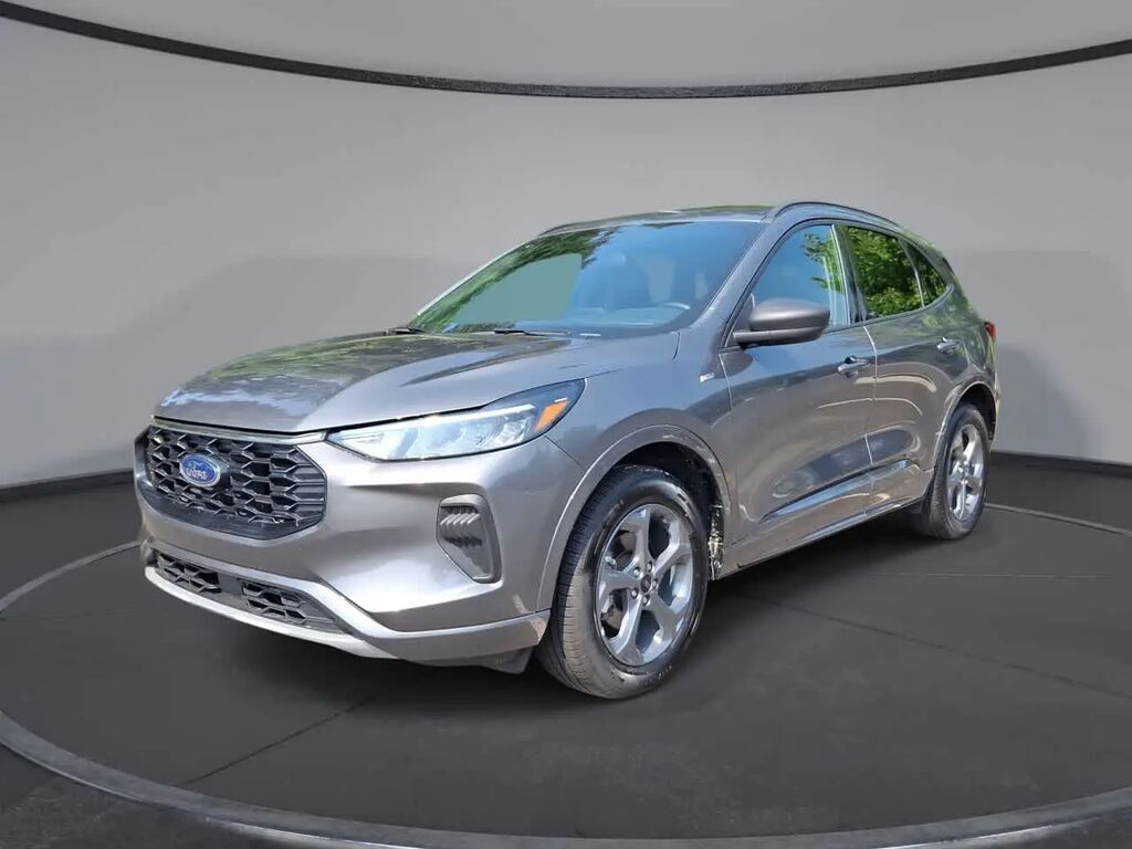 2024 Ford Escape ST-Line — photo 1 of 13