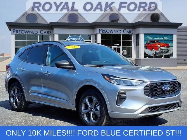 2024 Ford Escape ST-Line — photo 1 of 13