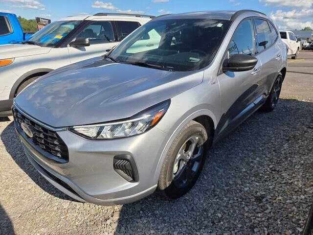 2024 Ford Escape ST-Line — photo 1 of 27