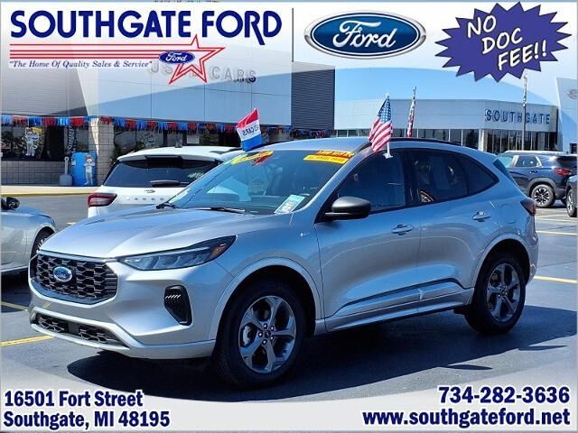 2024 Ford Escape ST-Line — photo 1 of 13