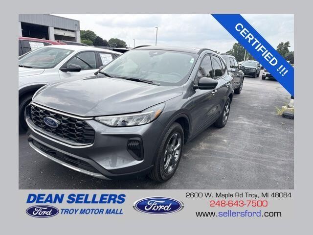2025 Ford Escape ST-Line