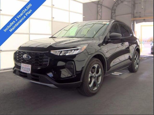 2025 Ford Escape ST-Line — photo 1 of 1