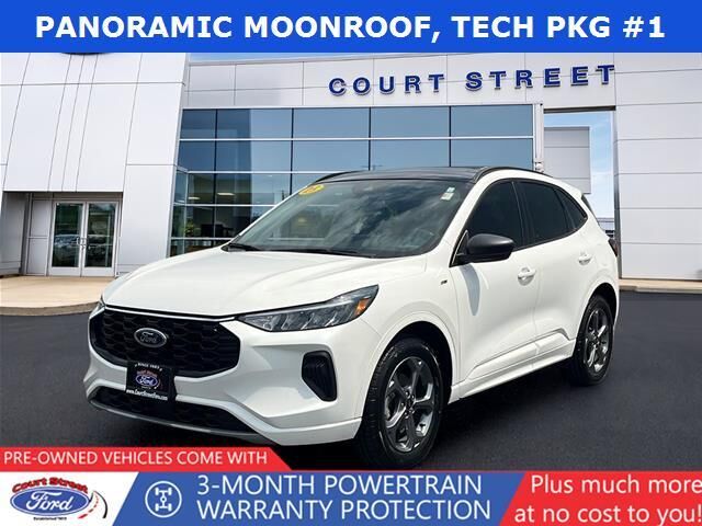 2023 Ford Escape ST-Line — photo 1 of 13