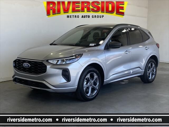 2024 Ford Escape ST-Line — photo 1 of 13