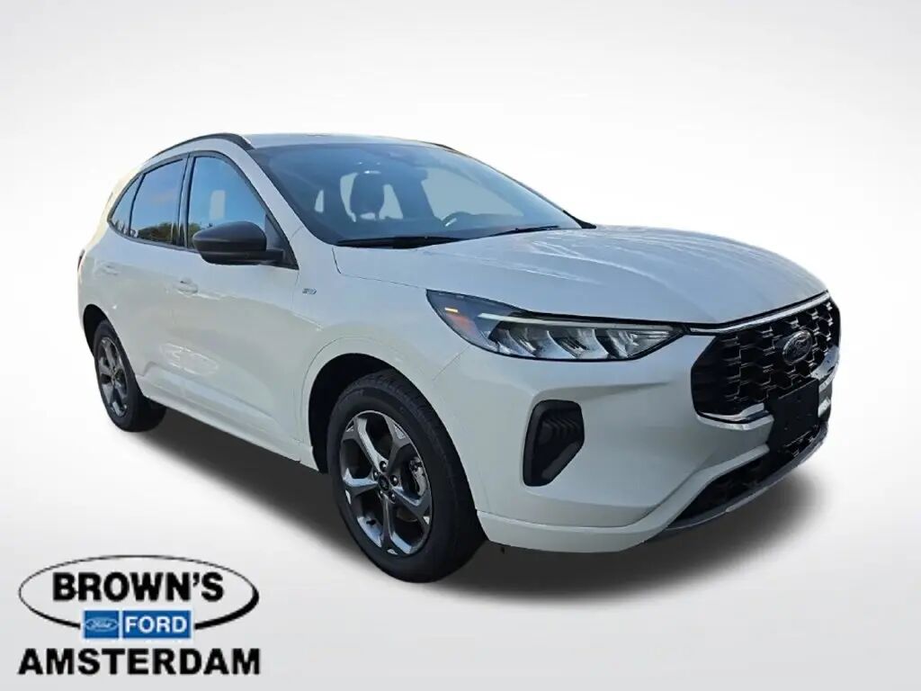 2024 Ford Escape ST-Line — photo 1 of 13