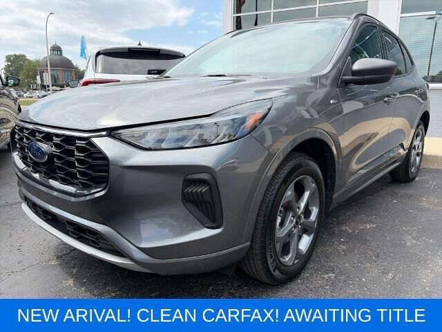 2024 Ford Escape ST-Line — photo 1 of 26