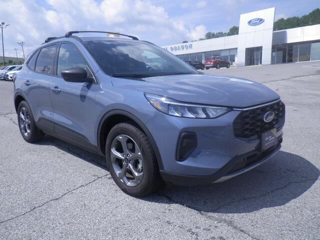 2025 Ford Escape ST-Line — photo 1 of 26