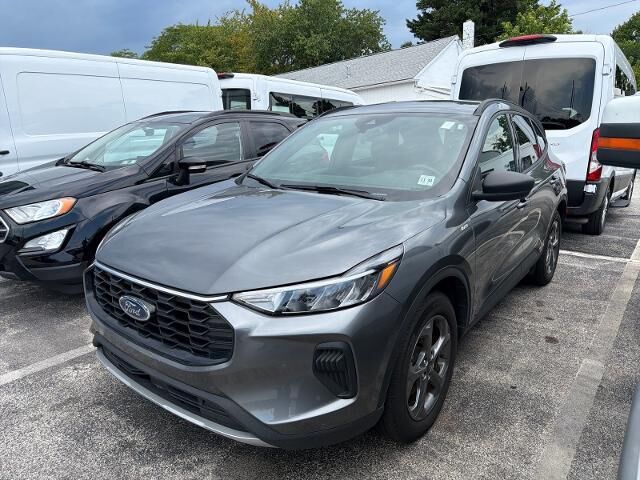 2026 Ford Escape ST-Line — photo 1 of 26