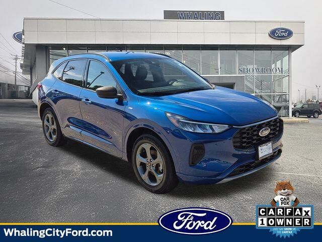2023 Ford Escape ST-Line — photo 1 of 1