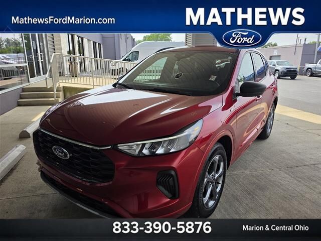 2023 Ford Escape ST-Line — photo 1 of 13