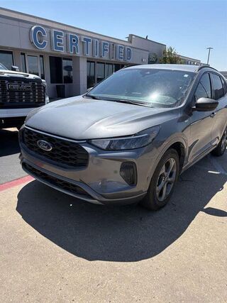 2023 Ford Escape ST-Line — photo 1 of 1