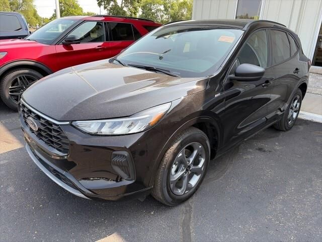 2024 Ford Escape ST-Line — photo 1 of 27