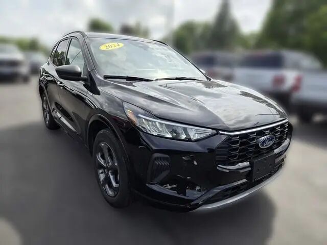2024 Ford Escape ST-Line — photo 1 of 54
