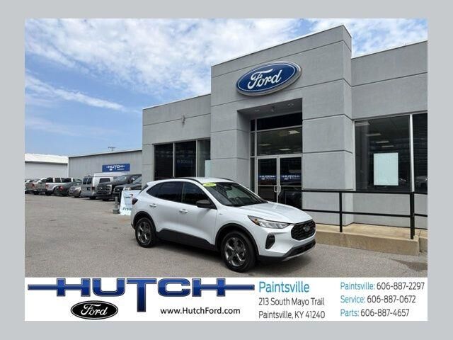 2025 Ford Escape ST-Line — photo 1 of 26