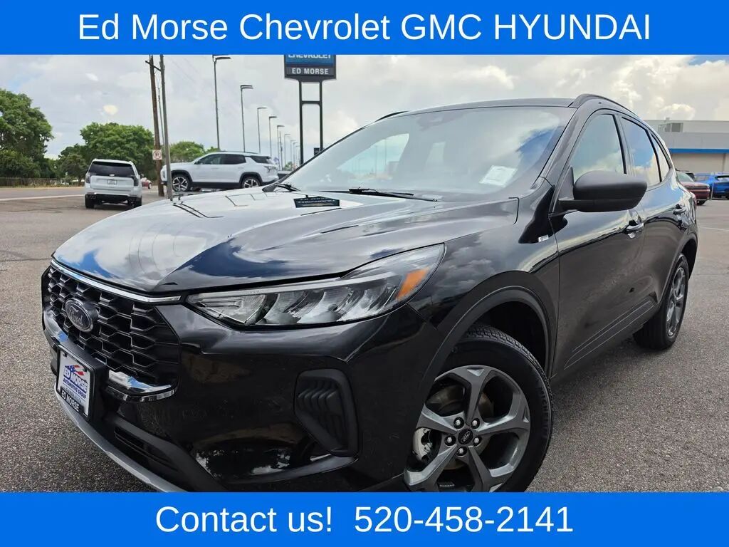 2025 Ford Escape ST-Line — photo 1 of 13