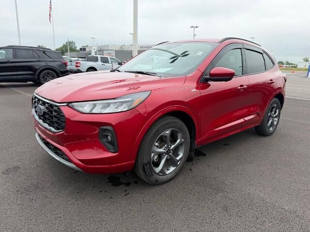 2023 Ford Escape ST-Line Select — photo 1 of 26