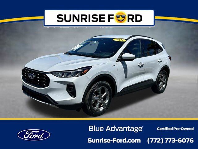 2025 Ford Escape ST-Line Select