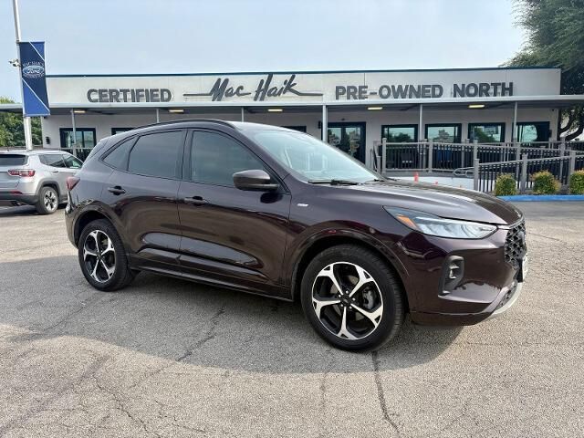 2023 Ford Escape ST-Line Select — photo 1 of 26
