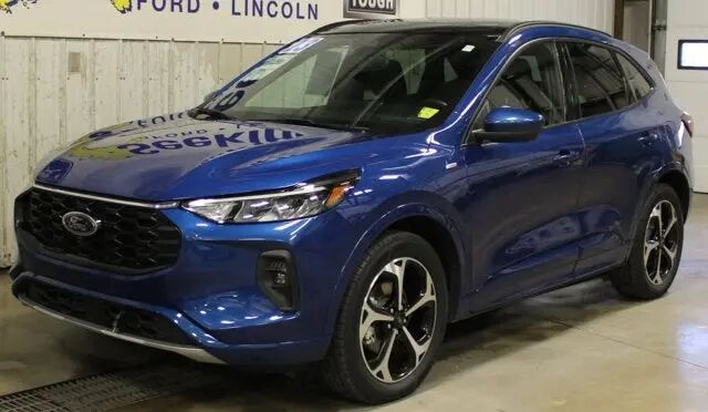 2023 Ford Escape ST-Line Select — photo 1 of 29
