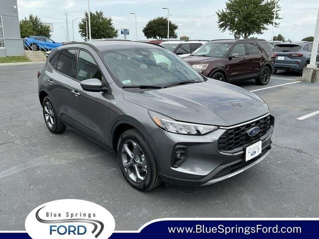 2025 Ford Escape ST-Line Select — photo 1 of 26