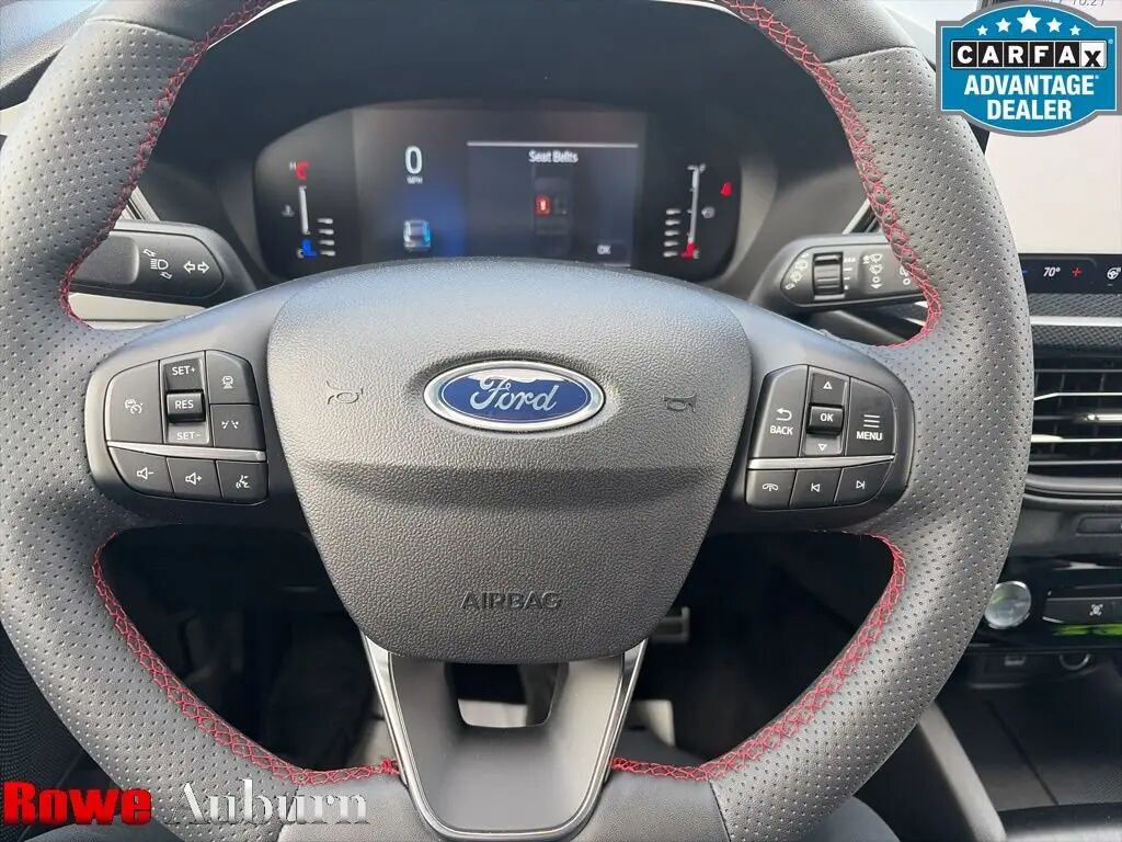 2023 Ford Escape ST-Line Select — photo 1 of 24