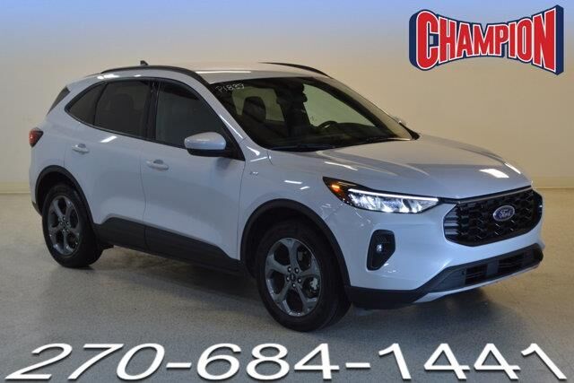 2025 Ford Escape ST-Line Select — photo 1 of 13