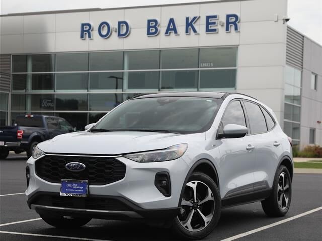 2025 Ford Escape ST-Line Select — photo 1 of 26