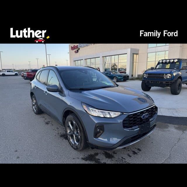2025 Ford Escape ST-Line Select