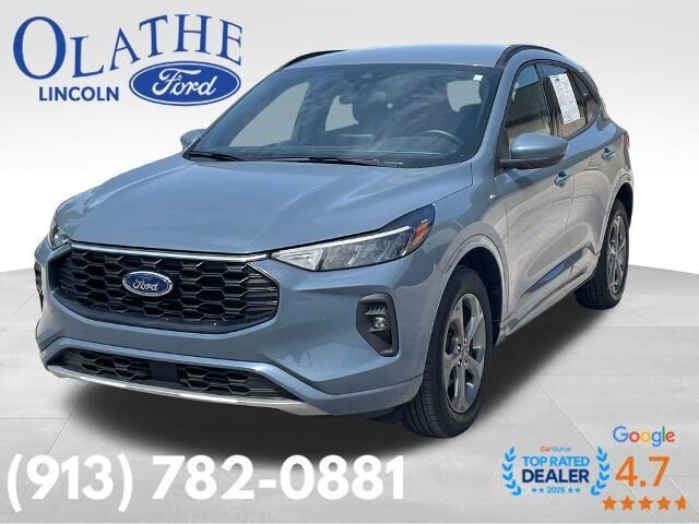 2024 Ford Escape ST-Line Select — photo 1 of 26