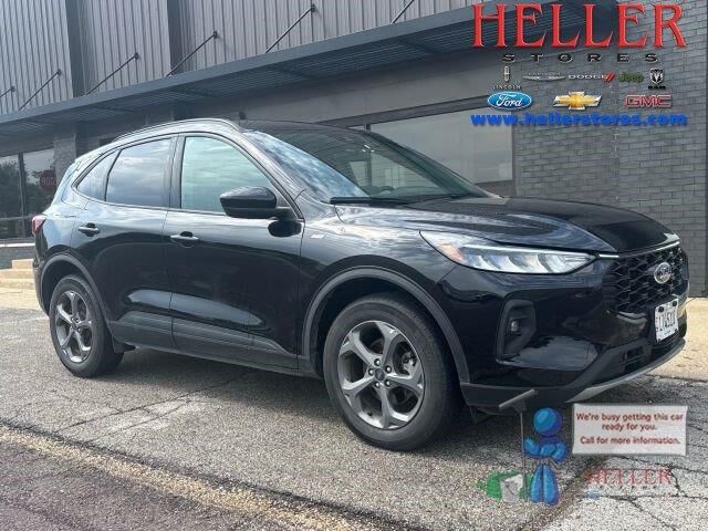 2025 Ford Escape ST-Line Select — photo 1 of 2