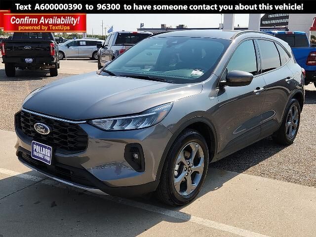 2025 Ford Escape ST-Line Select — photo 1 of 12